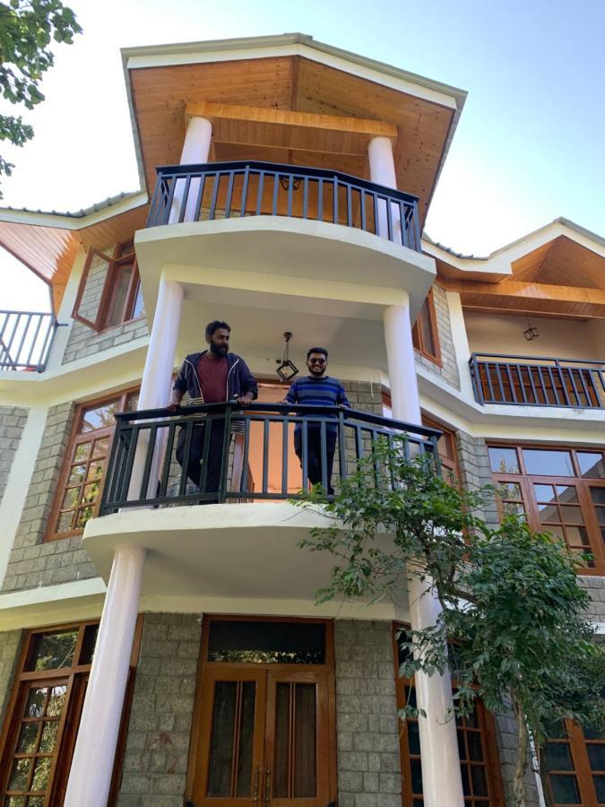 Roamate Hostel, Old Manali Manāli Exterior foto